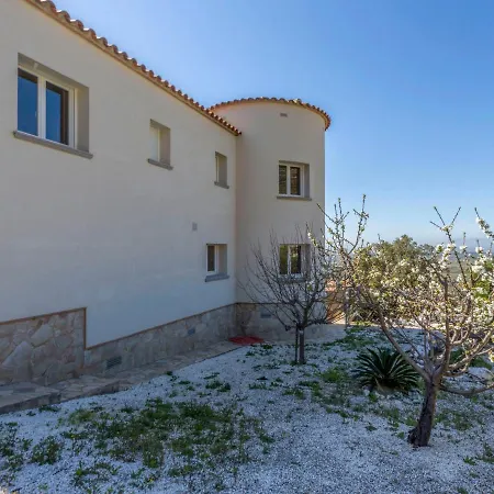 Holiday Blue View Palau Saverdera